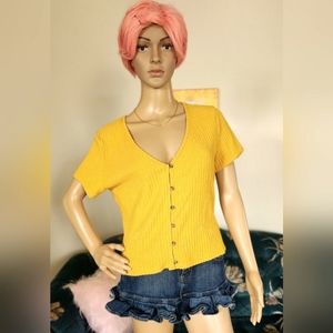 Chic Yellow-Orange Slight Crop Tee - Trendy Summer Top